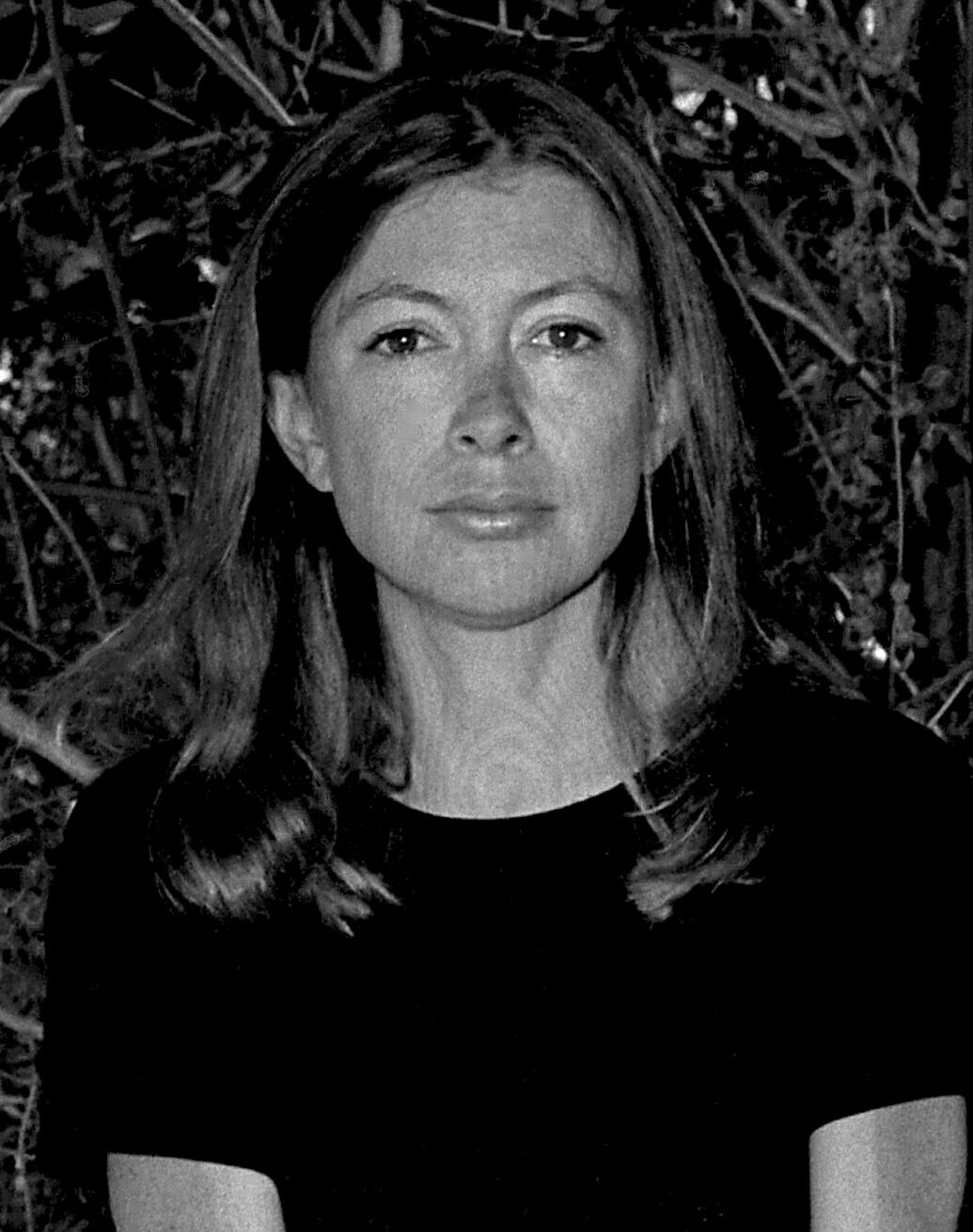 Joan Didion in a cropped black-and-white portrait photograph from 1970.
