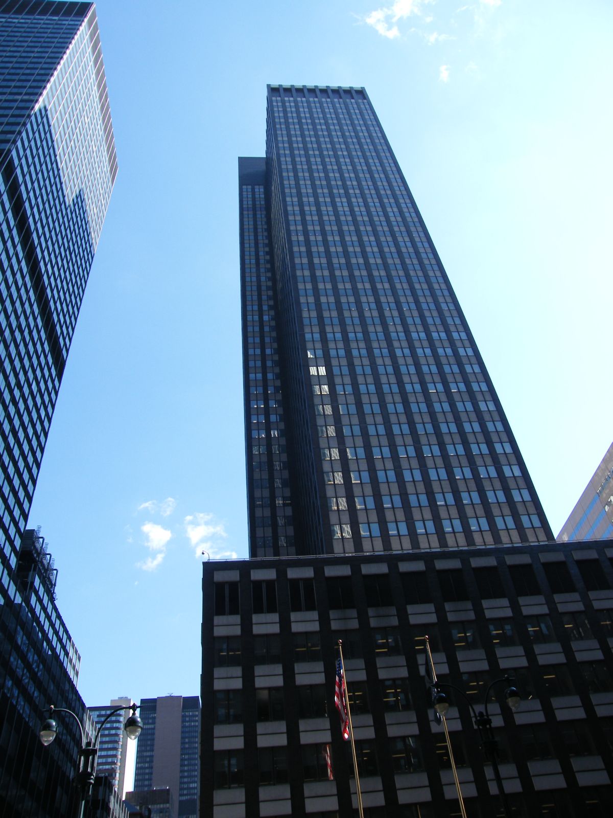 Photograph of 245 Park Avenue in New York, where Tradeweb lists its corporate headquarters.