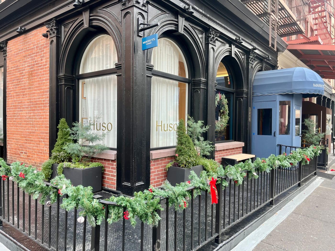 纽约 Tribeca 的 Huso 与 Marky's Caviar 外观照片。