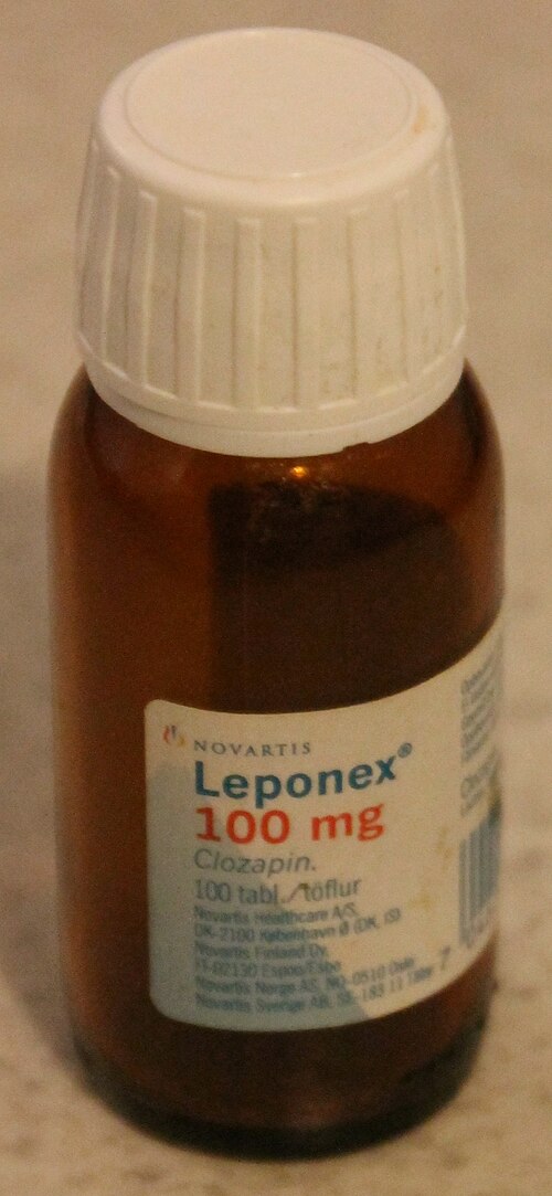 Photograph of a Leponex clozapine 100 mg pill bottle.