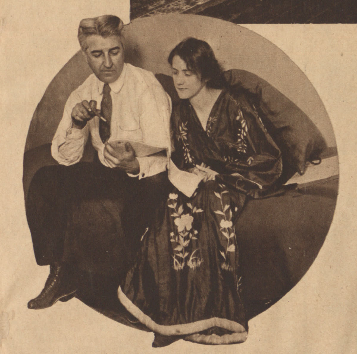 Black-and-white 1917 newspaper photograph of Susan Glaspell seated beside George Cram Cook.