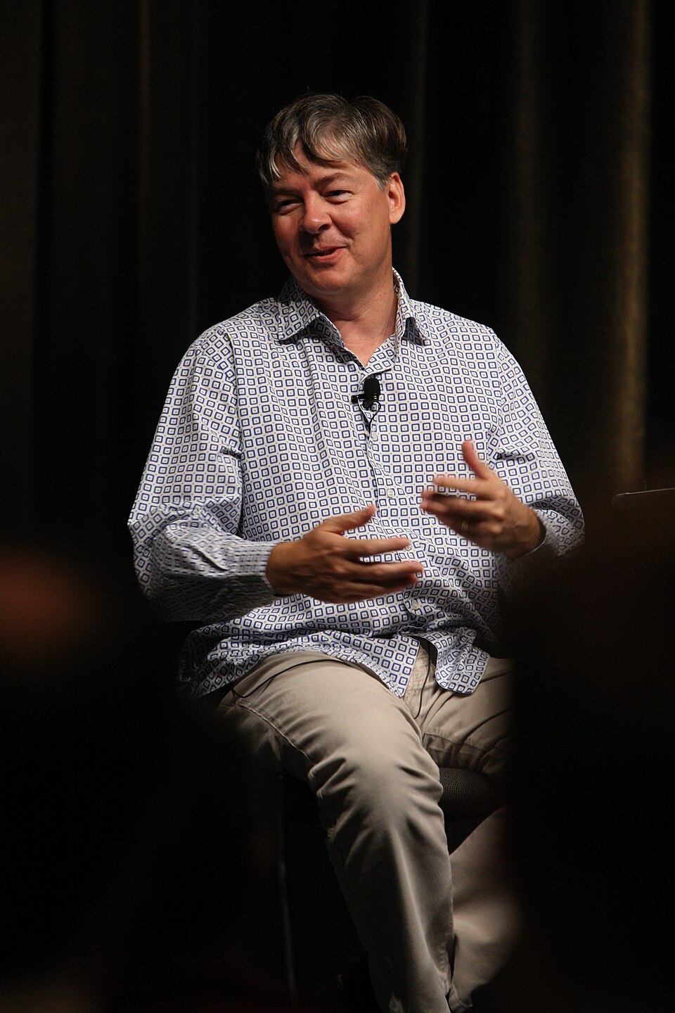 Anders Hejlsberg 在 2008 年 Professional Developers Conference 的编程语言专题讨论中发言。