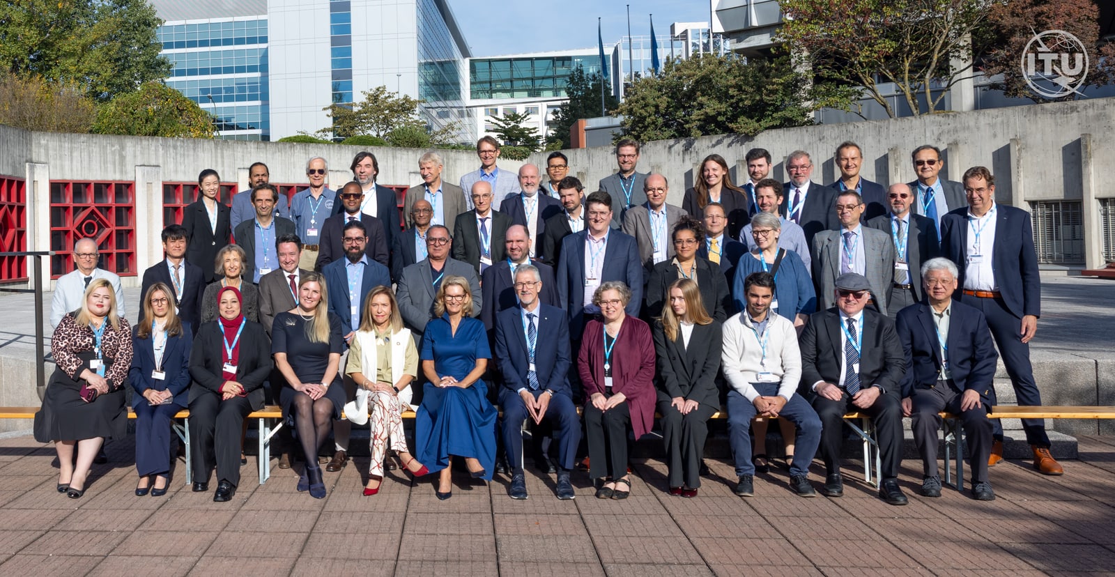 Participants in the ITU–WMO seminar on spectrum use for meteorology gather outside the ITU headquarters in Geneva.
